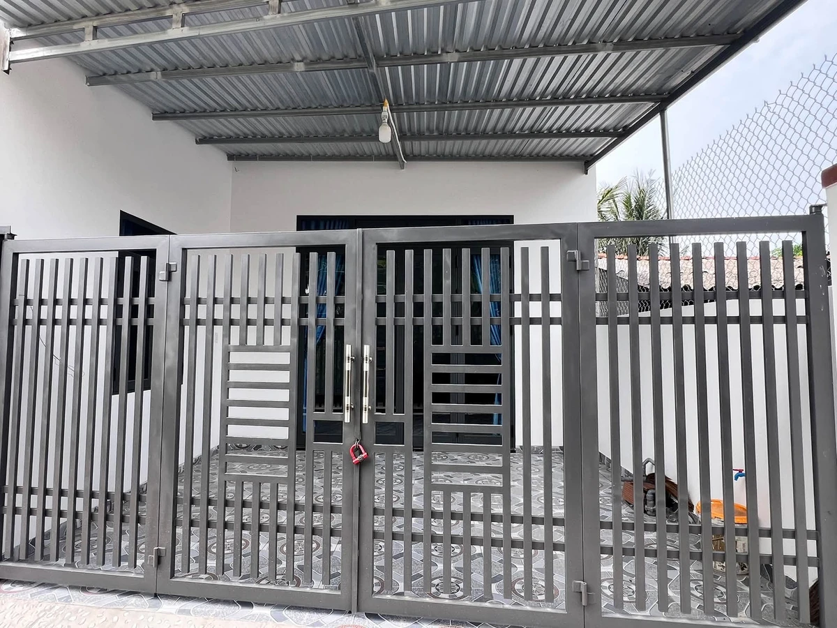 Bán nhà 100m² 2 phòng ngủ hẻm Võ Nguyên Giáp Quảng Ngãi - Ảnh thu nhỏ 2