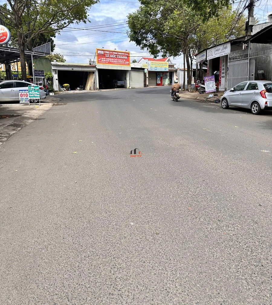 Bán đất mặt tiền Giải Phóng 181.5m² 5,5 tỷ Quận 1 - Ảnh 1