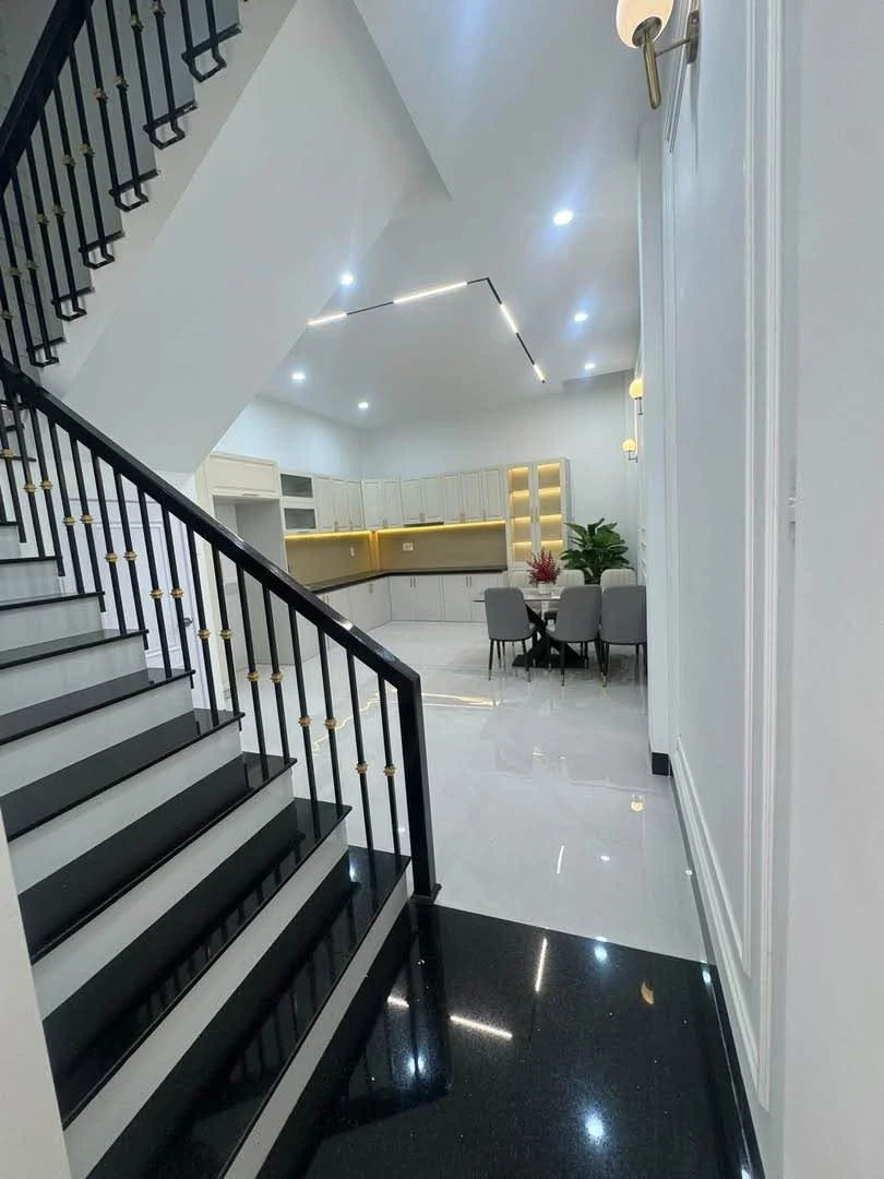 Bán nhà 3 tầng 4PN mặt tiền Thanh Niên Quy Nhơn 60,3m2 - Ảnh thu nhỏ 5