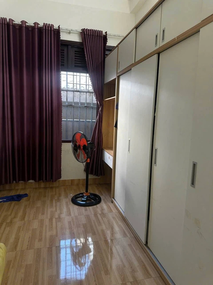 Bán nhà mặt tiền 3 tầng 210m² Hoà Minh - Ảnh thu nhỏ 4