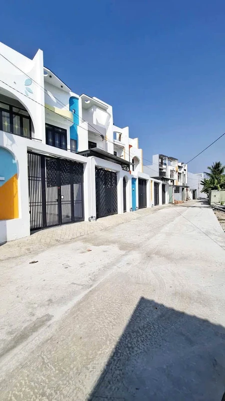 Bán nhà phố 4PN Long An, 109m2, 2.2 tỷ