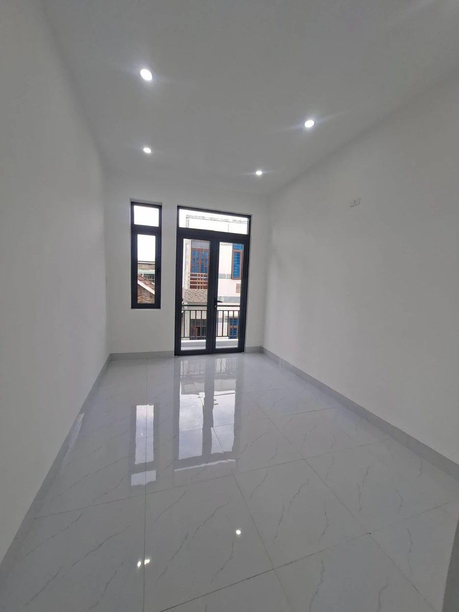 Bán nhà mặt tiền Nguyễn Đình Thụ, Quy Nhơn, 41m2, 3 phòng ngủ - Ảnh thu nhỏ 2