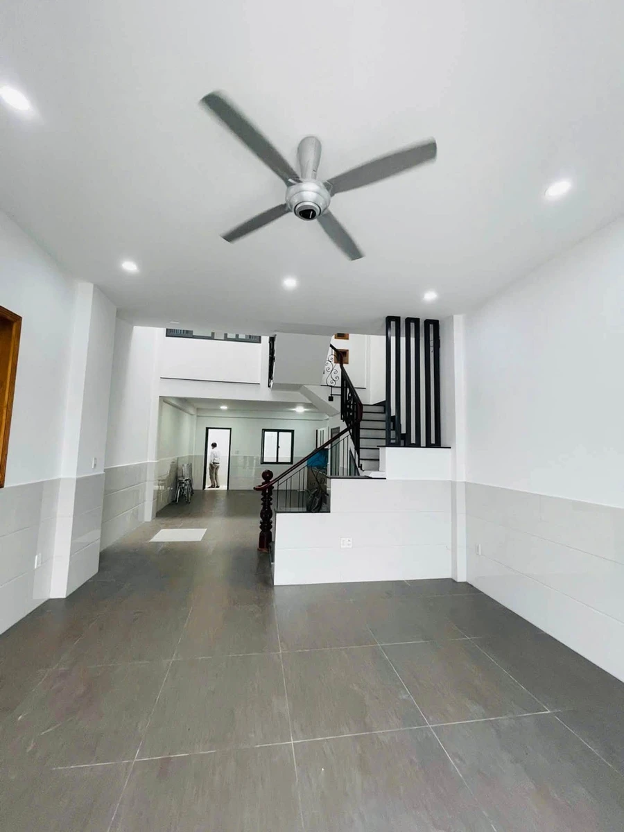 Bán nhà 3 tầng hẻm 5m xe hơi Tỉnh Lộ 10, 80m², 3PN, giá 4 tỷ - Ảnh thu nhỏ 3
