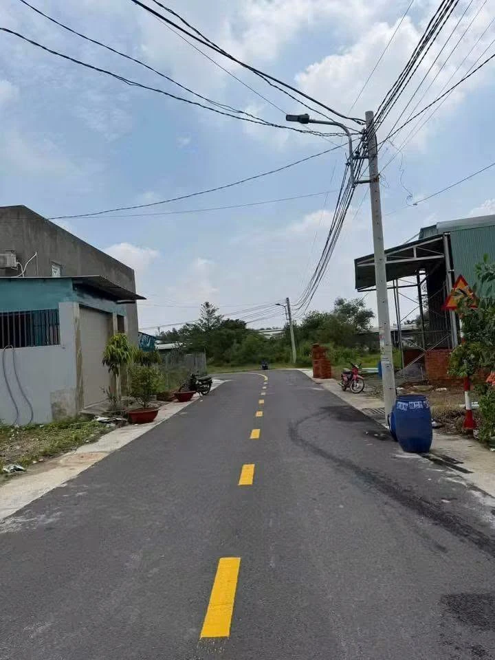 Bán nhà 5x40m 3 phòng ngủ, sân rộng tại Tân Định, Bến Cát, Bình Dương - Ảnh thu nhỏ 5