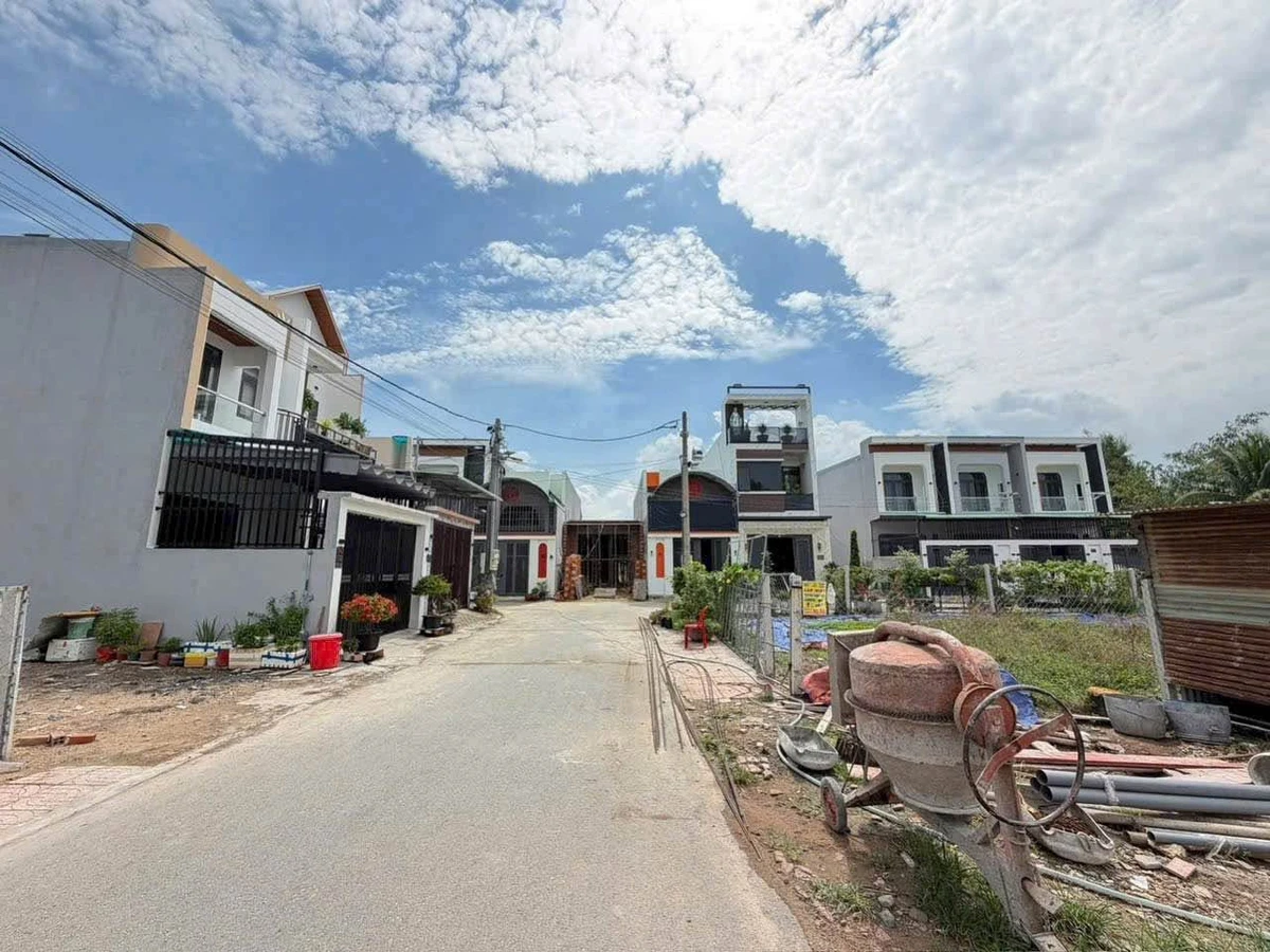 Bán nhà 4PN 140m² Tân Bình giá 1 tỷ 890 triệu - Ảnh thu nhỏ 4