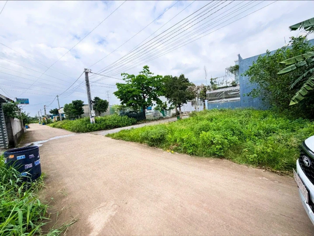 Bán đất góc 2 mặt tiền 7x20m sổ riêng 1 tỷ 5 - Ảnh thu nhỏ 2