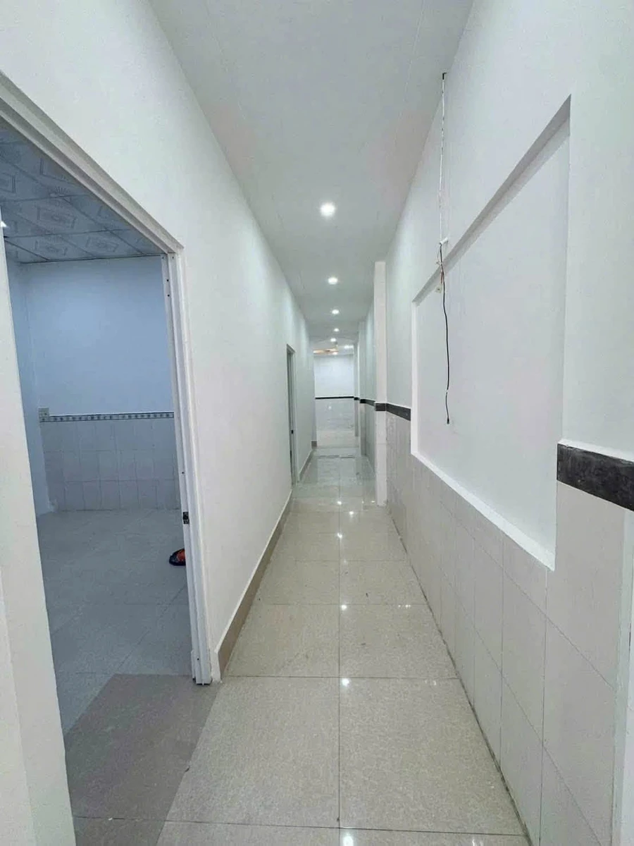 Cho thuê nhà mặt tiền 100m² Phạm Hùng, Rạch Giá, 6 triệu/tháng - Ảnh thu nhỏ 5