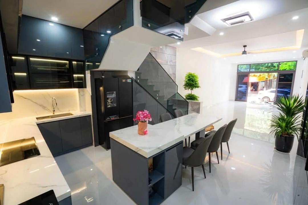 Bán nhà full nội thất 103,5m² 4 PN gần biển Sơn Trà, Đà Nẵng - Ảnh 1