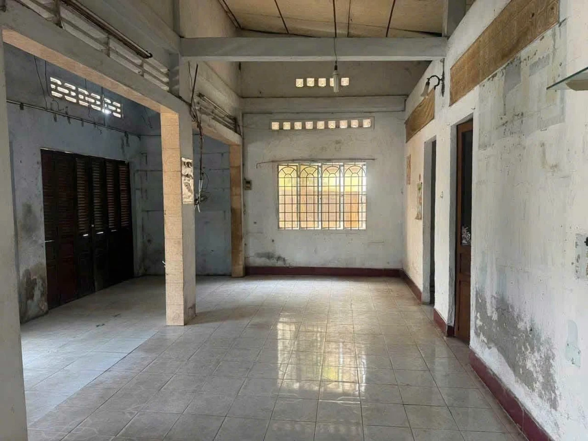 Bán nhà mặt tiền Nguyễn Đình Chiểu, 80m2, 2 phòng ngủ, 1 tỷ 390 triệu - Ảnh thu nhỏ 5