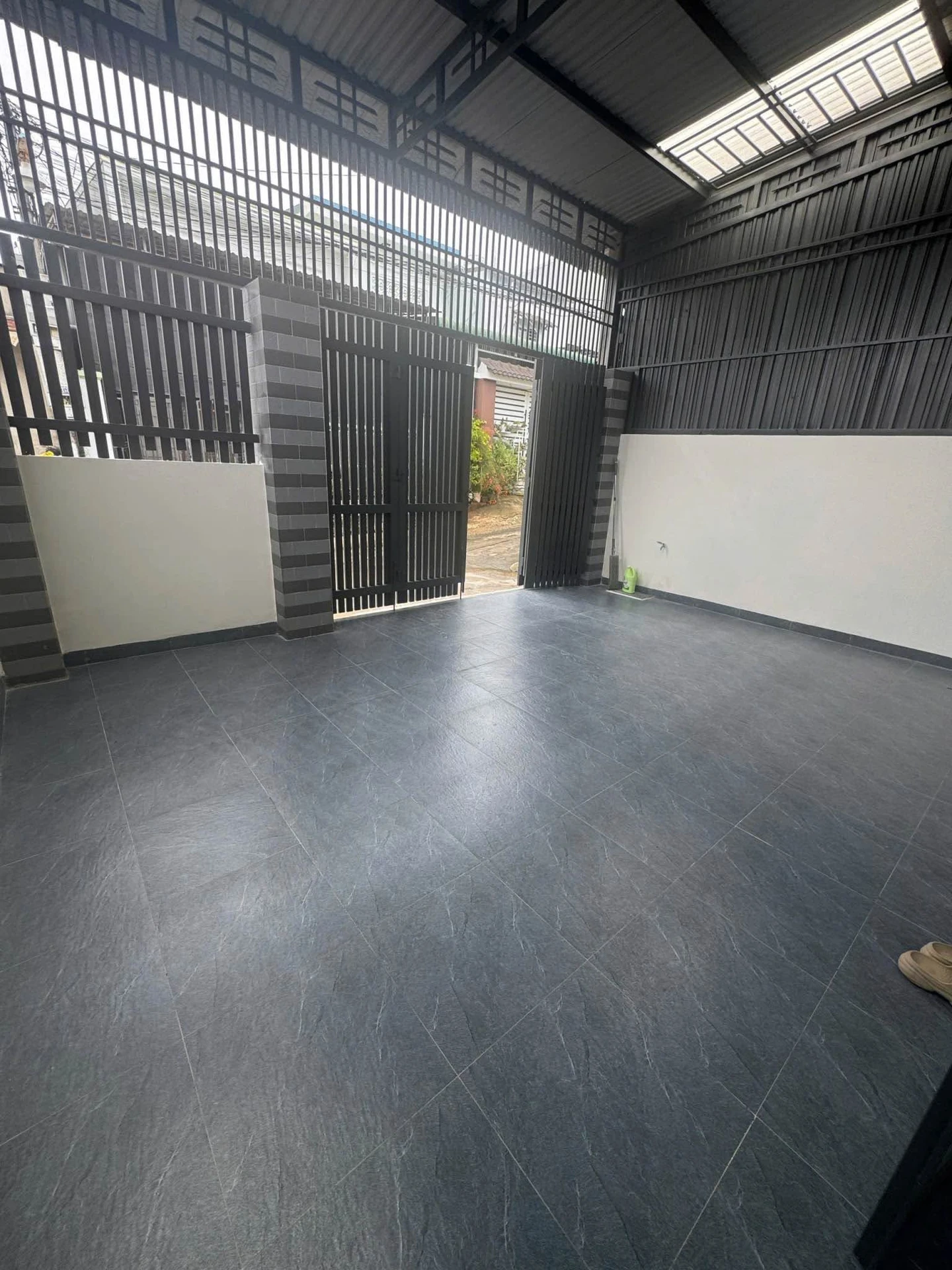 Bán nhà 2 phòng 126m² giá 3 tỷ 150 gần Ngã Sáu - Ảnh 1