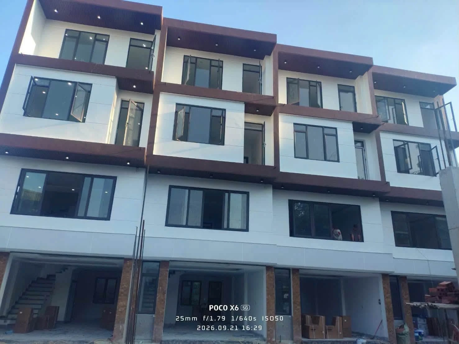 Bán nhà 4 tầng 50m² 3 phòng Cao Thắng - Ảnh 1