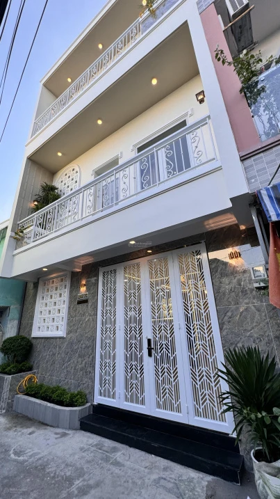 Nhà đẹp 3 tầng 4 phòng ngủ, sổ hồng riêng công nhận SD 109m2 vài bước ra đường Huỳnh Tấn Phát - Ảnh thu nhỏ 2