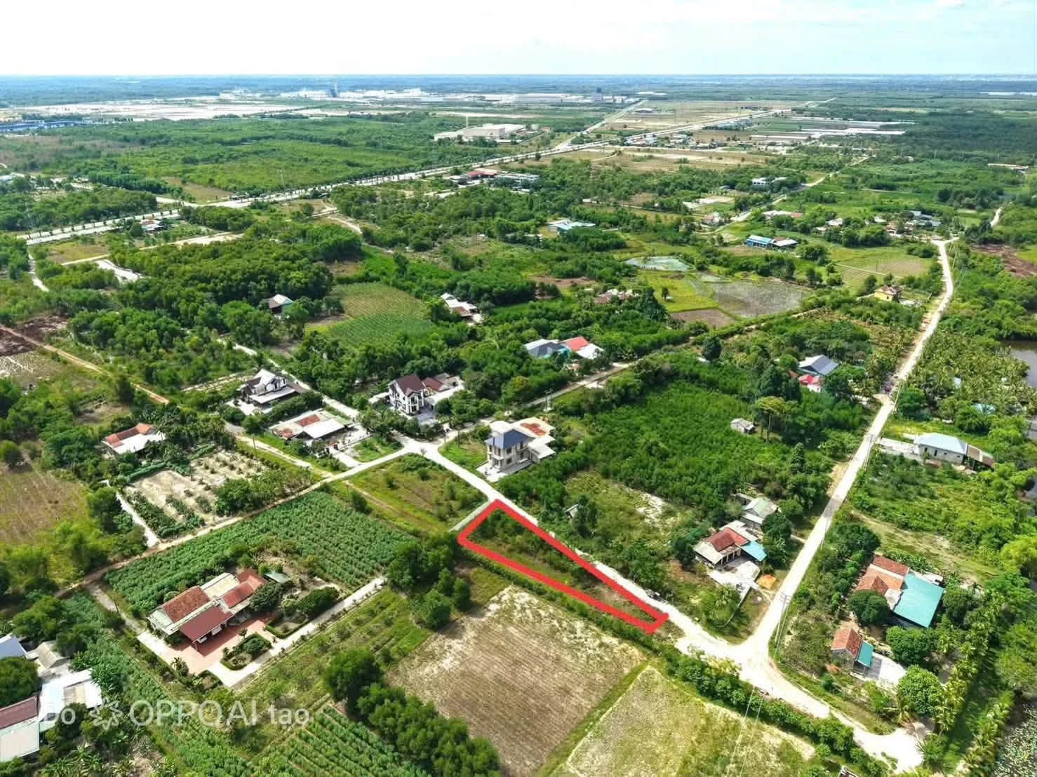 Bán lô đất 211m2 ba mặt tiền gần trung tâm Phong Điền, Huế, giá 69 triệu - Ảnh 1