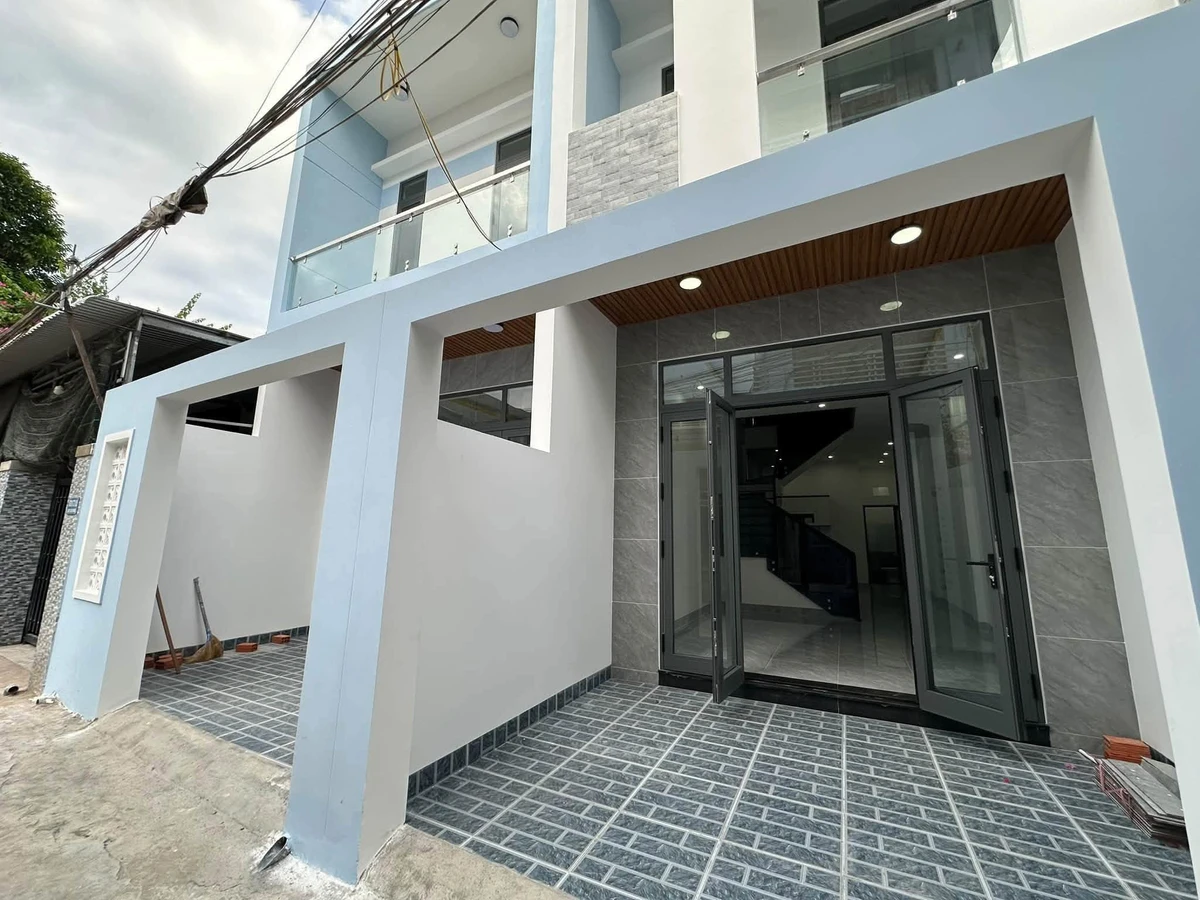 Nhà mới 2 tầng 3PN 135m² Nguyễn Công Phương, Q.6 - Ảnh 1