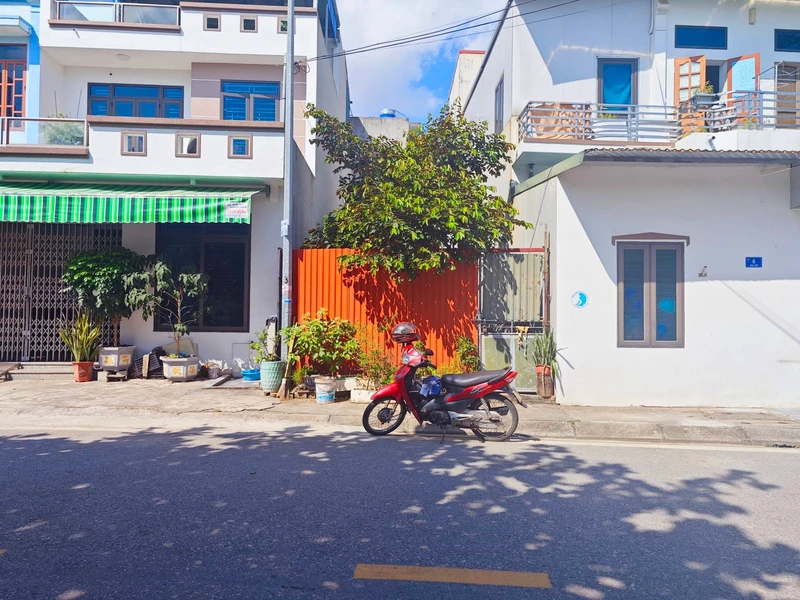 Bán đất mặt phố Mai Ngô Nhị Châu Hải Dương 72.5m2 giá 2.1 tỷ