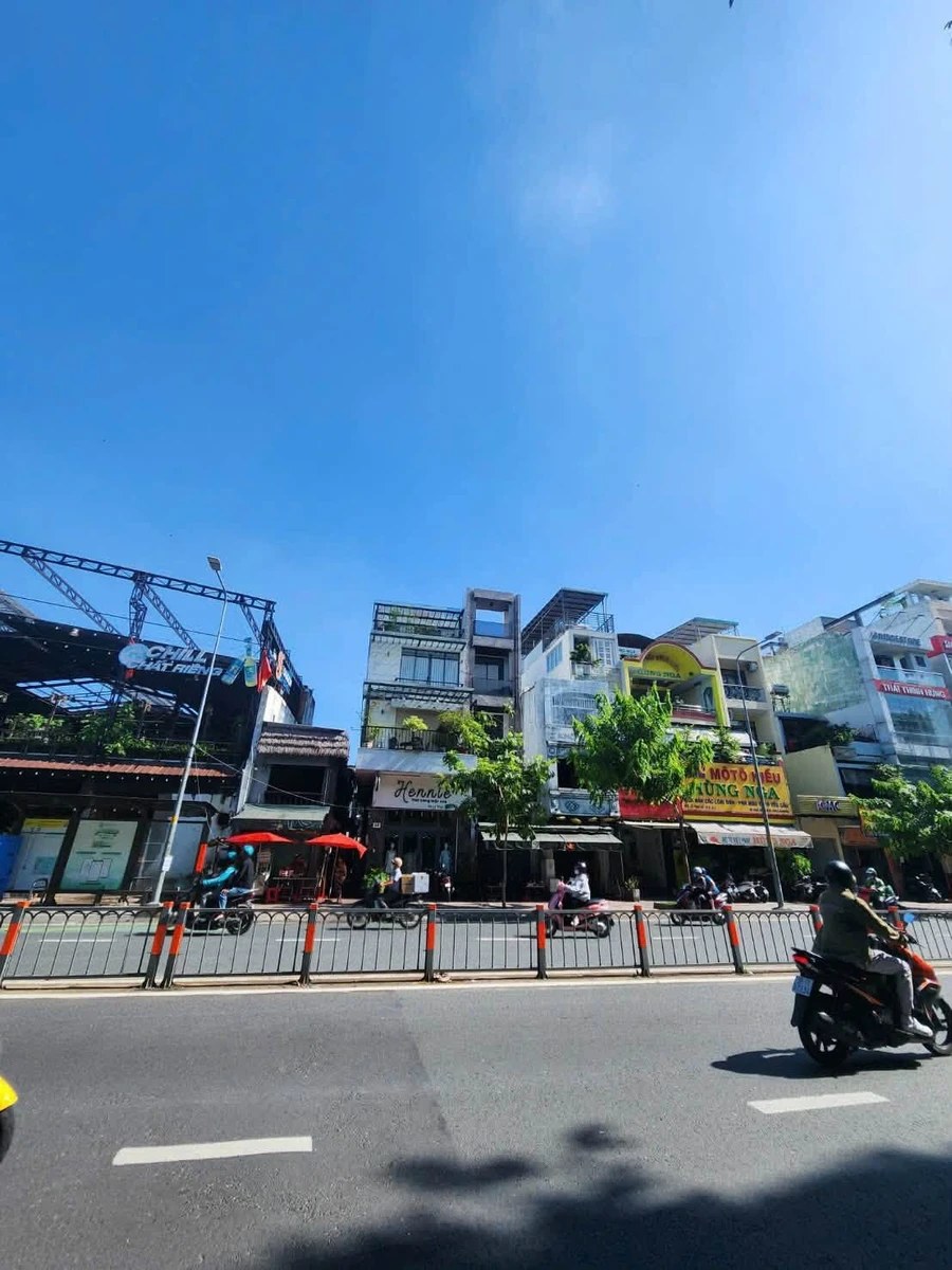 Bán nhà mặt tiền Lý Thái Tổ, Quận 3, 177.9m2, 30 tỷ - Ảnh thu nhỏ 2