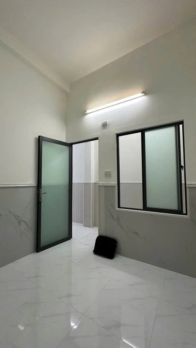 Bán nhà 1 trệt 2 lầu 60m² gần trường học Nha Trang - Ảnh thu nhỏ 4