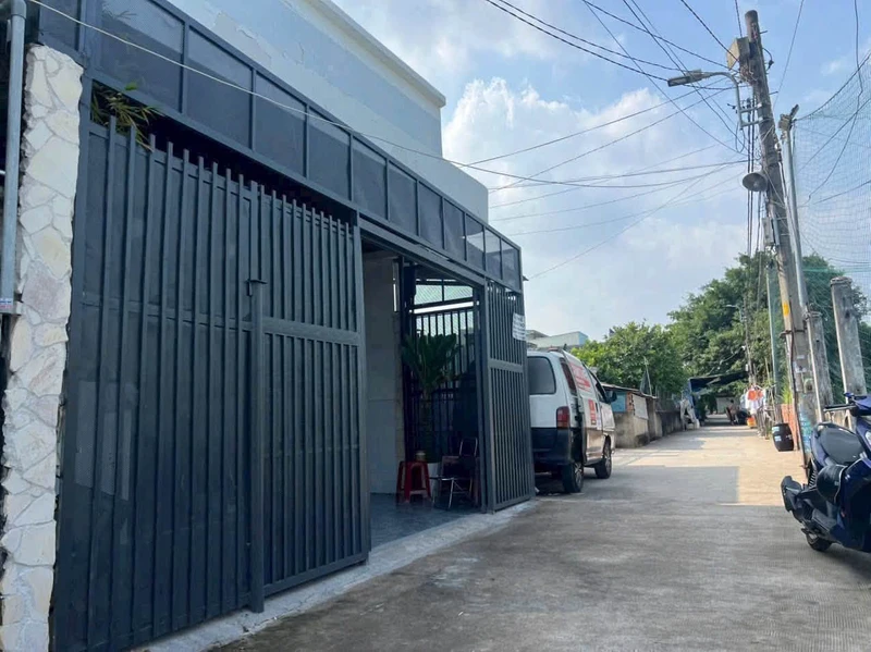 Bán nhà sổ hồng riêng 132m² 3PN Trảng Dài, Bình Dương datcualogan72m