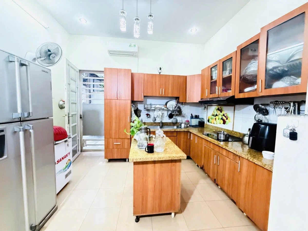 Bán nhà 5 tầng BTCT 56m2 hẻm nhựa ô tô, 2 mặt hẻm, đường Núi Thành, Tân Bình - Ảnh thu nhỏ 3