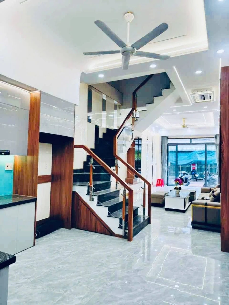 Bán nhà 4 tầng 60m² 4PN, đường 10m, Chiêu Liêu, Dĩ An, giá nhỉnh 5 tỷ - Ảnh thu nhỏ 3