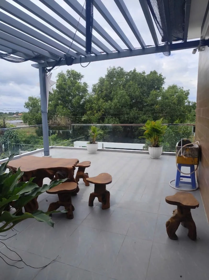 Bán biệt thự 5 phòng ngủ 3804m² sân vườn Lagi 8 tỷ - Ảnh thu nhỏ 3