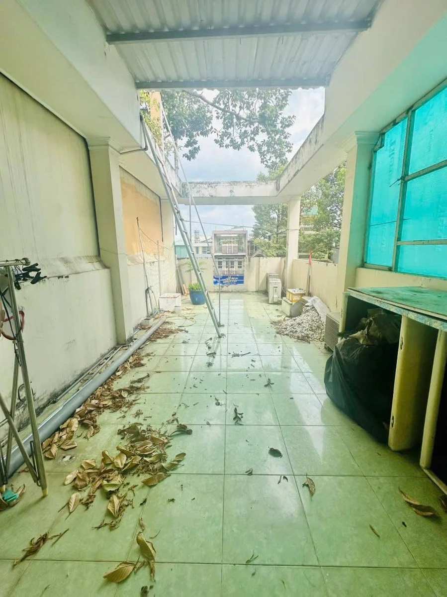Bán nhà mặt tiền Đường 3 Tháng 2, 50m², 6PN, Quận 3 - Ảnh thu nhỏ 5