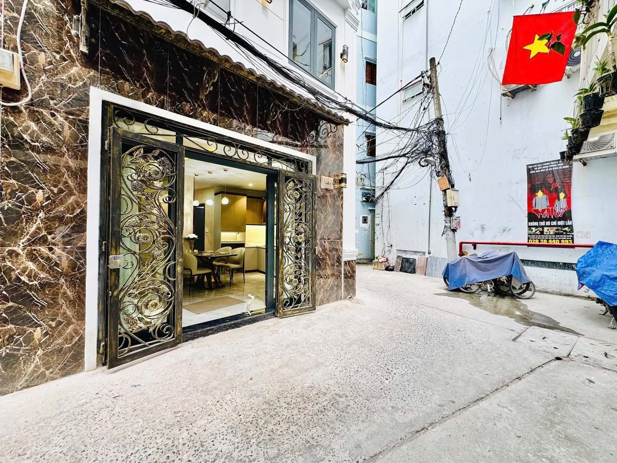 Bán nhà 4 phòng ngủ 38m2 Phan Xích Long, Quận 1 - Ảnh thu nhỏ 3