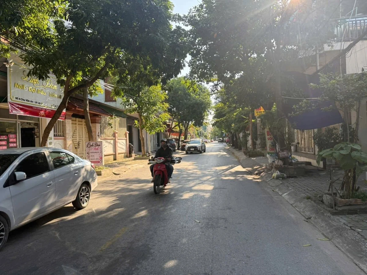 Bán nhà 2 tầng căn góc 103m² Chu Văn An - Ảnh thu nhỏ 2