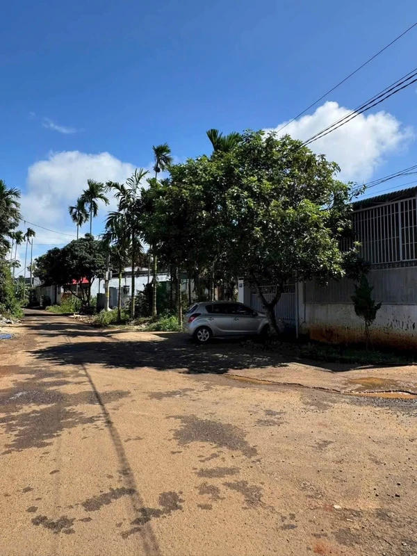 Bán lô đất 120m² đường nhựa Tân Lập
