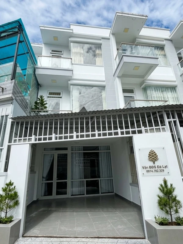 Bán nhà phố 4 tầng 65m² Nguyễn Trung Trực Phường 3 Đà Lạt 6.4 tỷ