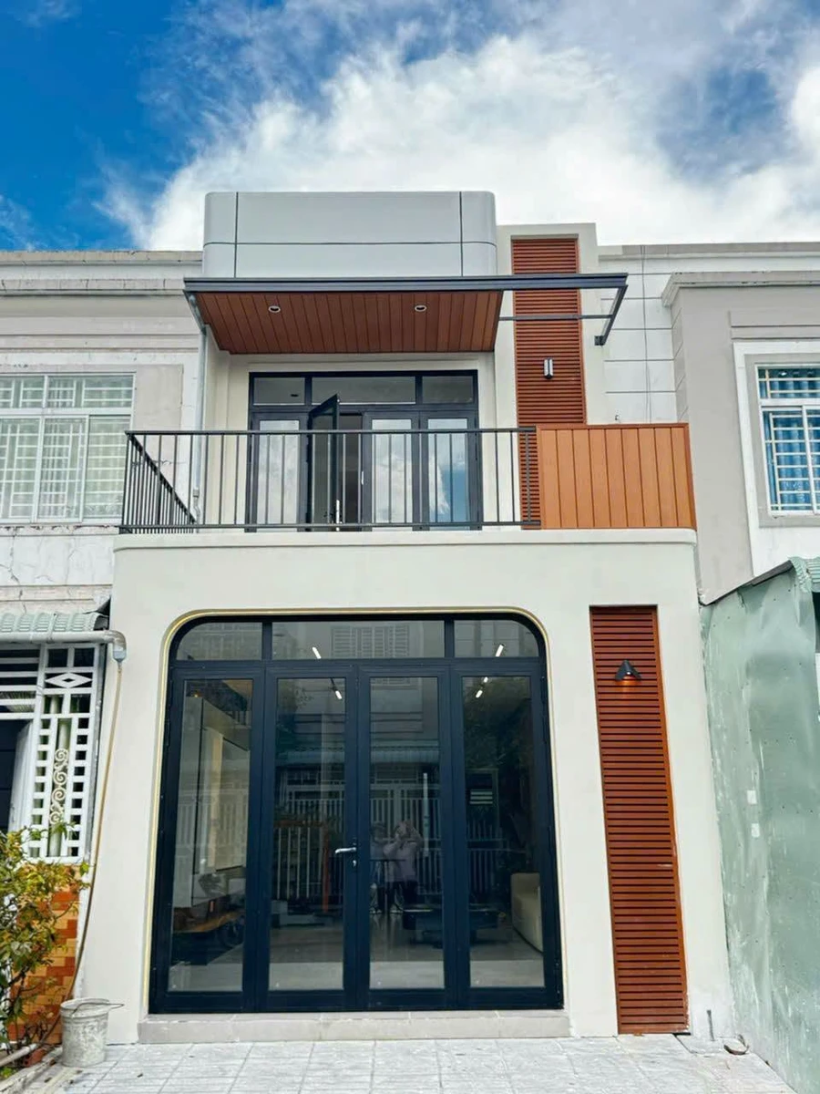 Bán nhà mặt tiền Võ Thị Mười Rạch Giá 67,5m² 2,65 tỷ - Ảnh thu nhỏ 2