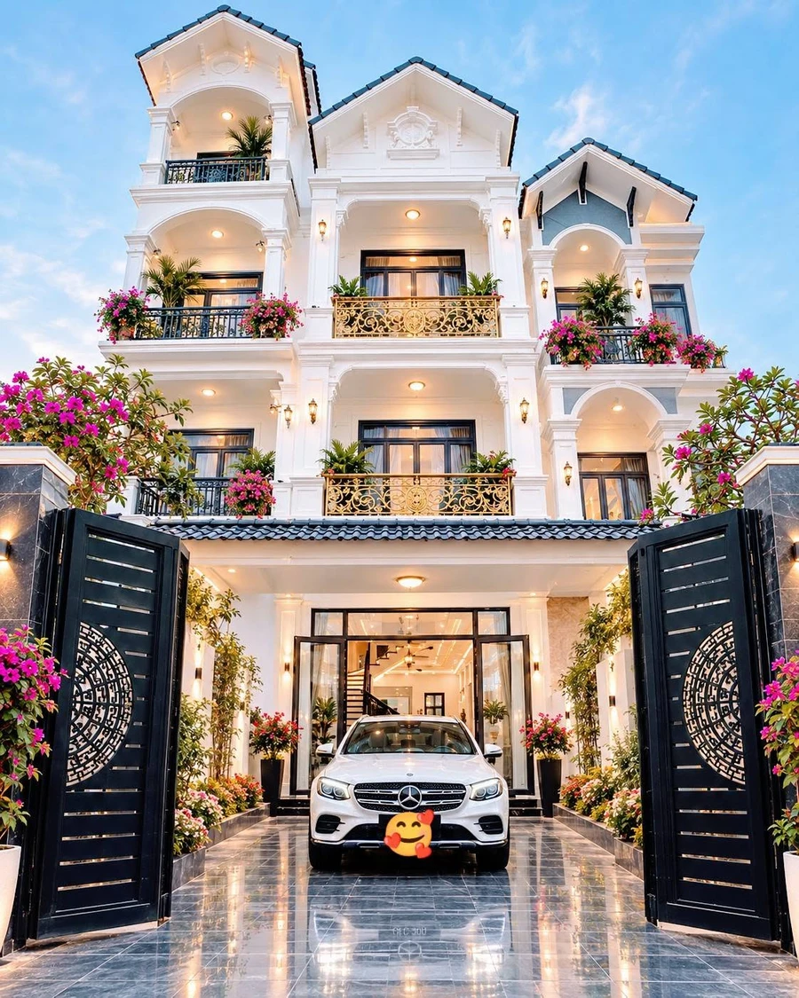 Bán nhà đẹp full nội thất 79m² trung tâm An Dương, giá 3 tỷ - Ảnh 1