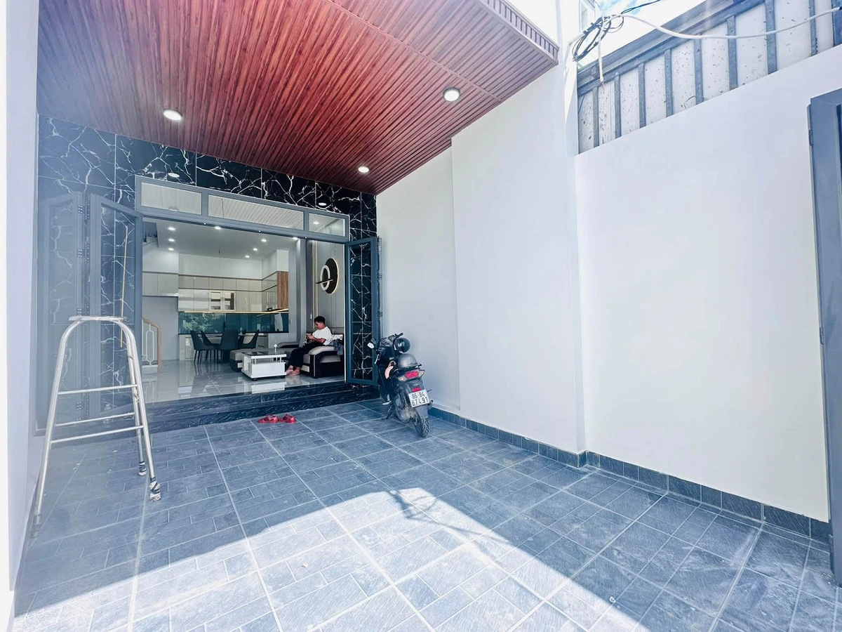 Nhà 1 trệt 2 lầu Phú Hòa 2, 83m², 4PN 4WC, 4 tỷ 190 - Ảnh thu nhỏ 5