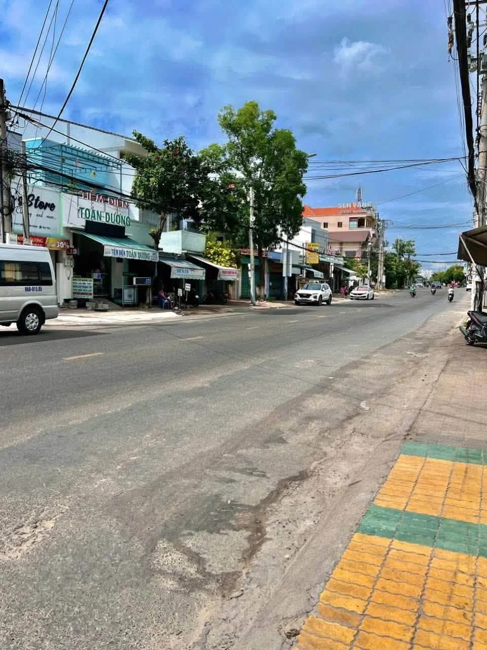 Bán nhà trọ 135m2 có 2 phòng ngủ, Phan Thiết, gần biển - Ảnh 1