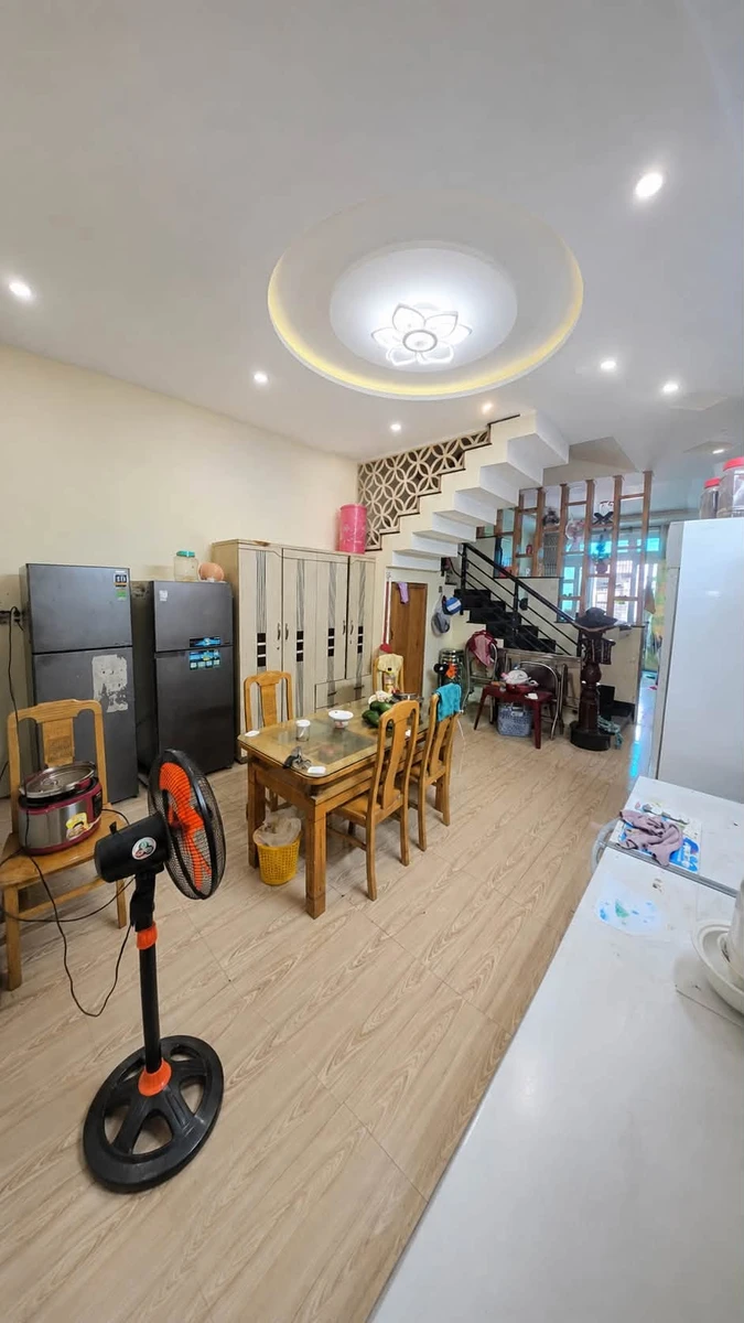 Bán nhà 3 tầng 90m² hẻm ô tô, 5PN, sổ hồng riêng, Hiệp Bình, Thủ Đức, giá 6,79 tỷ - Ảnh thu nhỏ 3