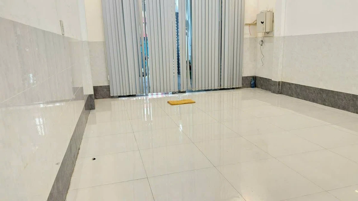 Bán nhà cấp 4 hẻm 233 Nguyễn Văn Cừ, 4x16m, 2.9 tỷ, Quận 12 - Ảnh thu nhỏ 2