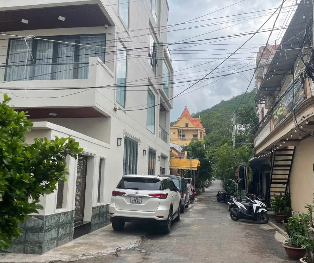 Bán nhà 90.4m2 2 mặt tiền ven biển Vũng Tàu - Ảnh 1