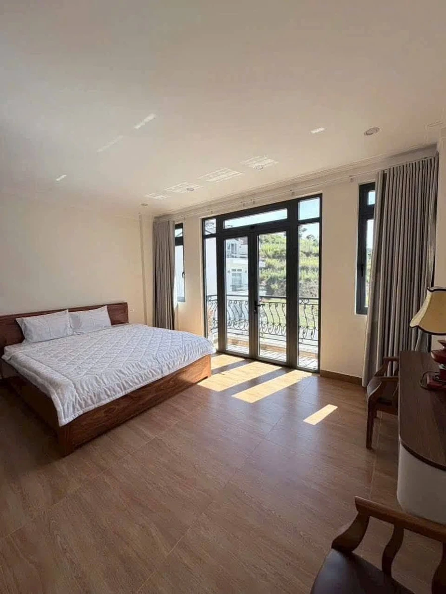 Bán nhà 3 tầng + gác mái 5x13m, 5PN, homestay đang khai thác tại An Sơn, Đà Lạt - Ảnh thu nhỏ 4