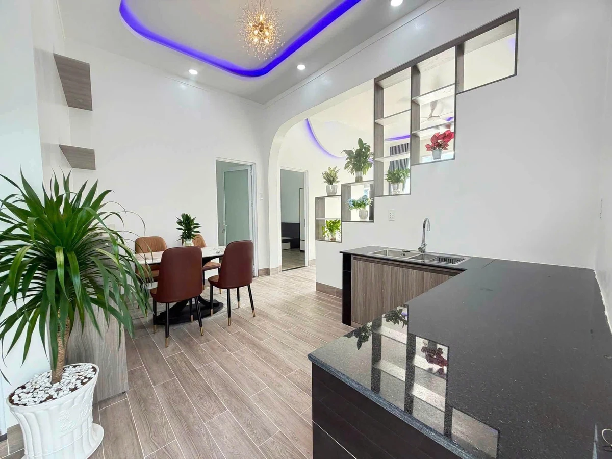 Bán nhà 3 phòng 122m² trung tâm Bến Tre 2,1 tỷ - Ảnh thu nhỏ 2