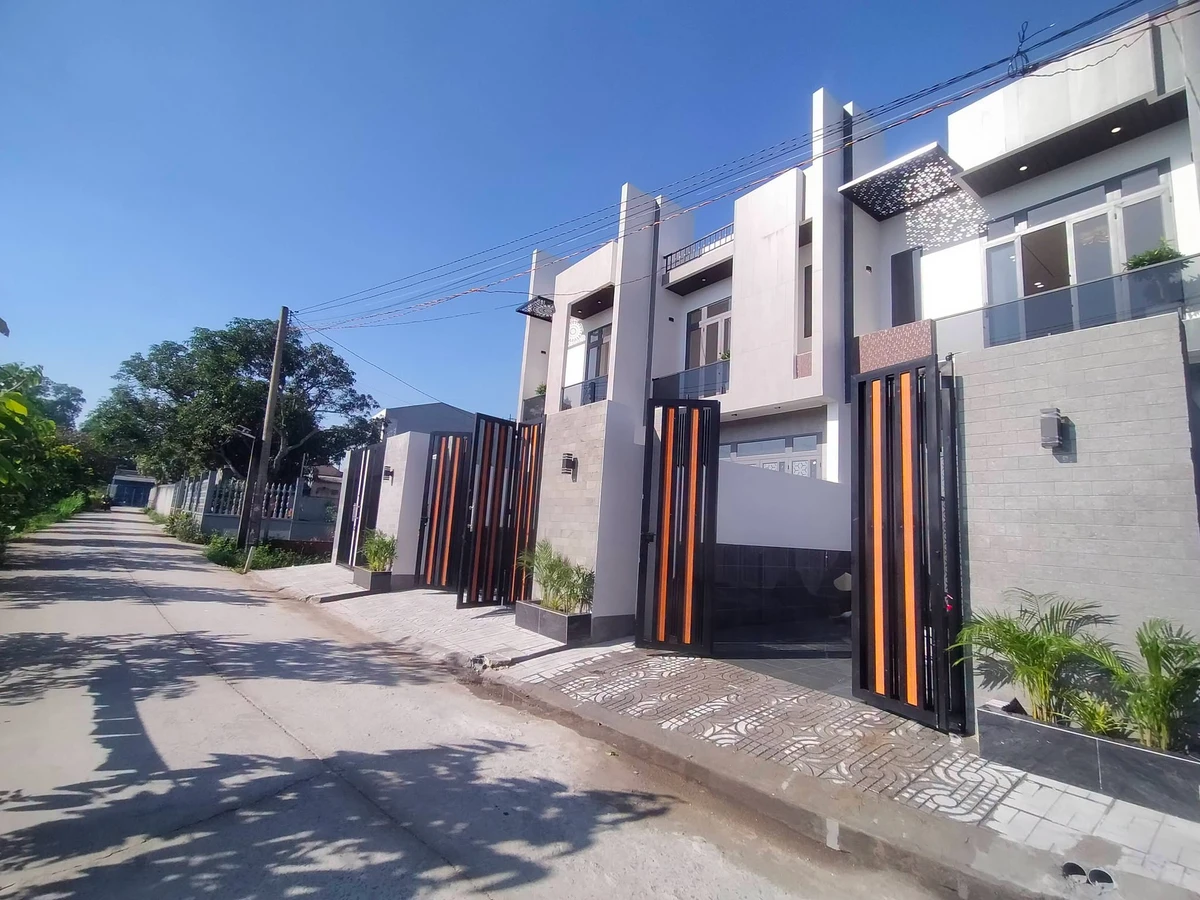 Bán nhà phố 3 PN 110m² Mỹ Hạnh Bắc, 2 tỷ 8 - Ảnh thu nhỏ 2