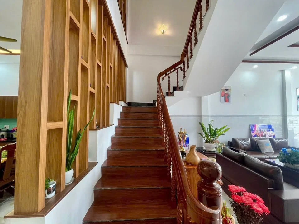 Bán nhà mặt tiền Võ Trọng Nguyễn 100m2 Bình Tân 4 tỷ - Ảnh thu nhỏ 4
