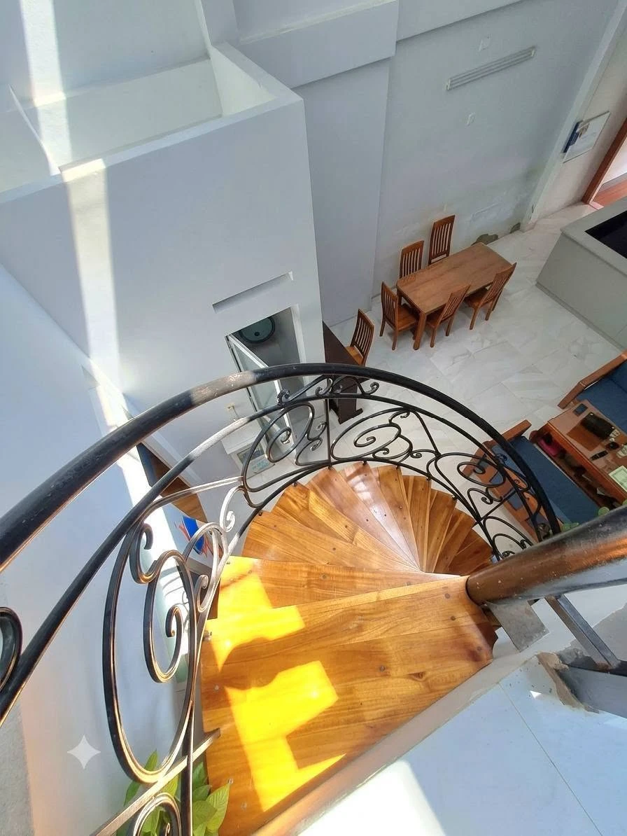 Bán nhà mặt tiền Thanh Niên, Quy Nhơn, 96m², 5PN, 9.1 tỷ - Ảnh thu nhỏ 4