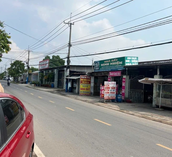 Bán đất 83m2 mặt tiền 5.5m Phường Vĩnh Hưng lkdat