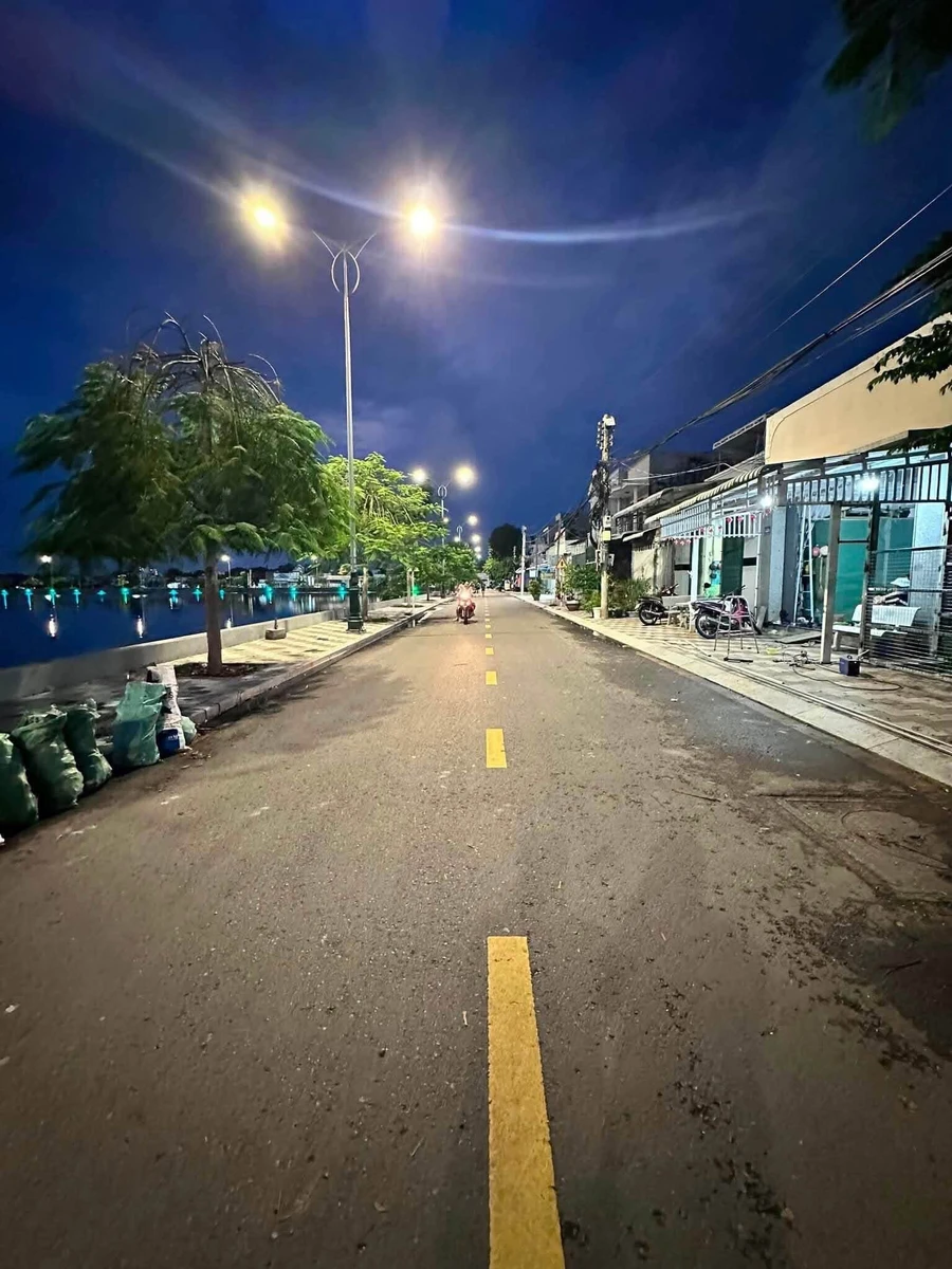 Nhà C4 view hồ 100m2 Văn Thánh 2, Phan Thiết 3.3 tỷ - Ảnh 1
