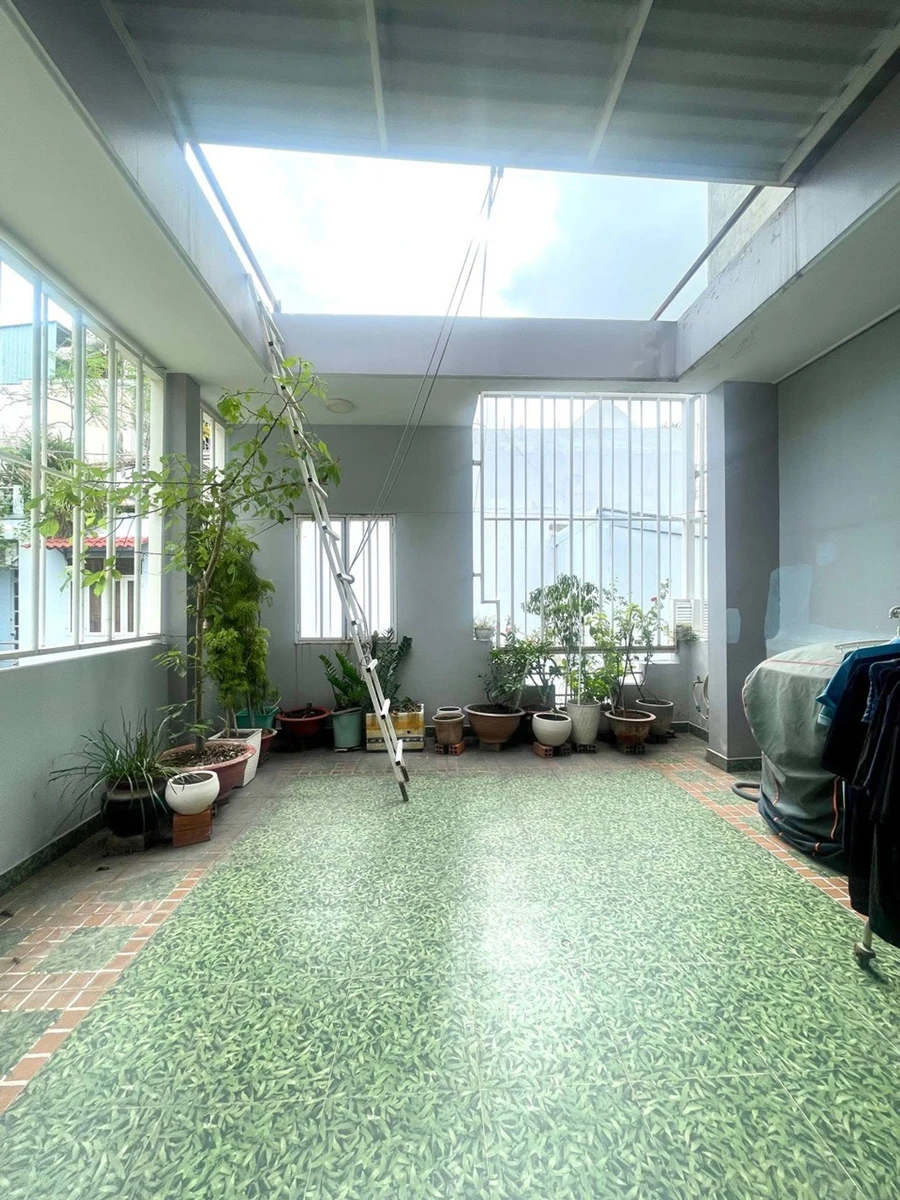 Bán nhà hẻm xe hơi 3 tầng 65m² ngang 5m gần sân bay, Gò Vấp, giá nhỉnh 8 tỷ - Ảnh thu nhỏ 4