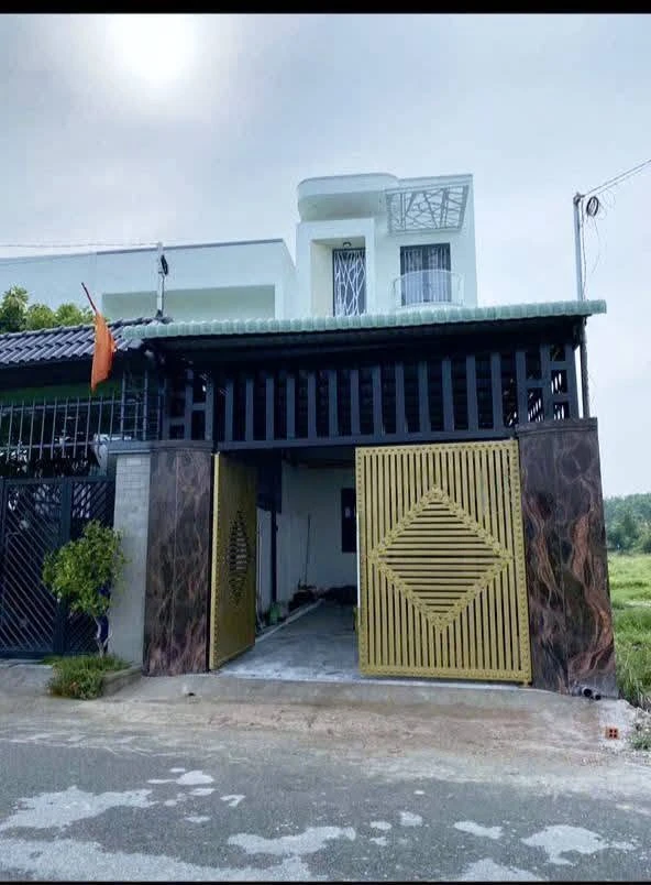 Bán nhà mặt tiền DX34 Phú Mỹ, 110m², 1 trệt 2 lầu, 3PN, giá 4,6 tỷ - Ảnh 1