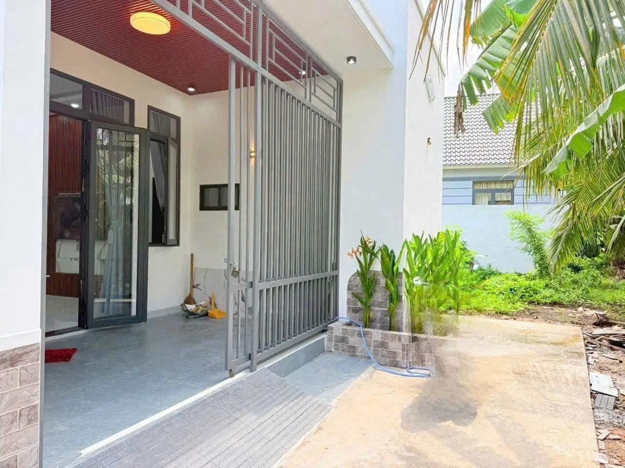 Bán nhà mới hoàn thiện 87m2 giá 1 tỷ 190 triệu tại Phường 6, Bến Tre - Ảnh 1