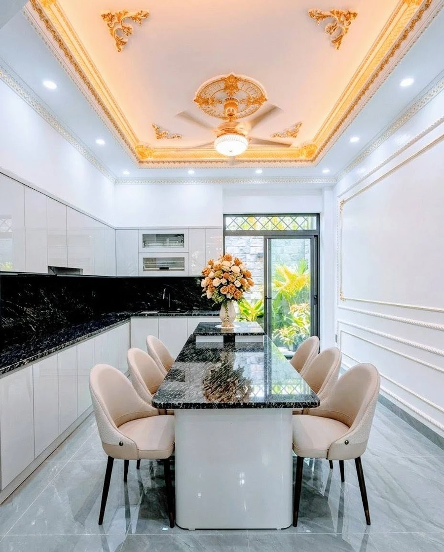 Bán nhà cổ điển sang trọng 80m2 gần 3 tỷ tại An Dương - Ảnh thu nhỏ 3