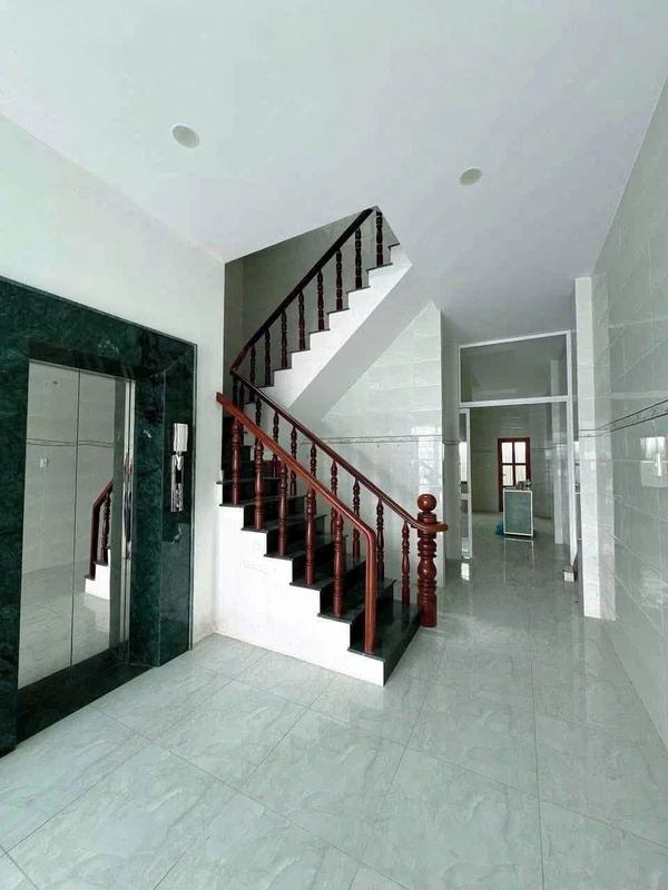 Bán nhà hẻm xe hơi Lý Thái Tổ Q10, 72m2, 10 tỷ 480 triệu price