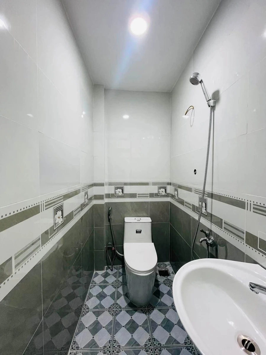 Bán nhà 2 phòng ngủ 43m2 Trần Quang Diệu Quận 1 - Ảnh thu nhỏ 5